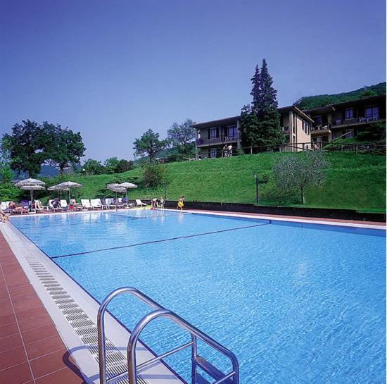 Residence Corte Camaldoli Garda  Luaran gambar