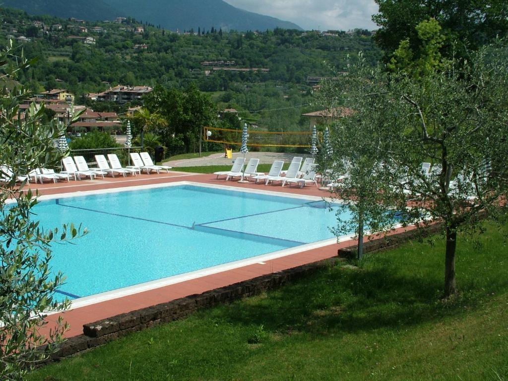 Residence Corte Camaldoli Garda  Luaran gambar