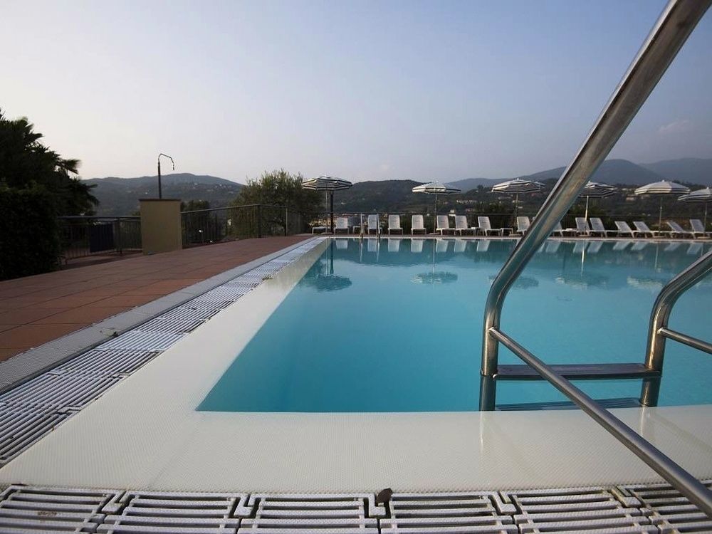 Residence Corte Camaldoli Garda  Luaran gambar